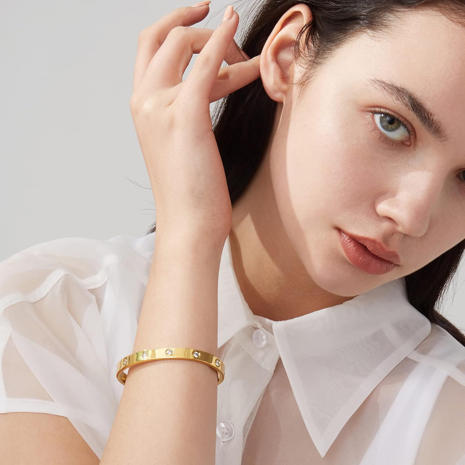 18K Gold-Plated Love Friendship Bracelets Trendy Stainless Steel Bangle Jewelry Gifts for Women