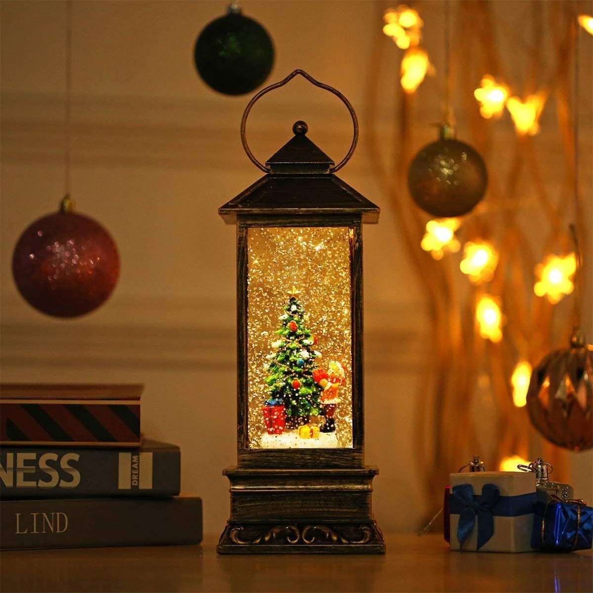 Christmas Decorations Home Lighted Christmas Snow Globe Christmas Lanterns Water Lanterns Glittering with Music USB and Battery Operated Singing Snow Globe Decoratives (Christmas Tree)